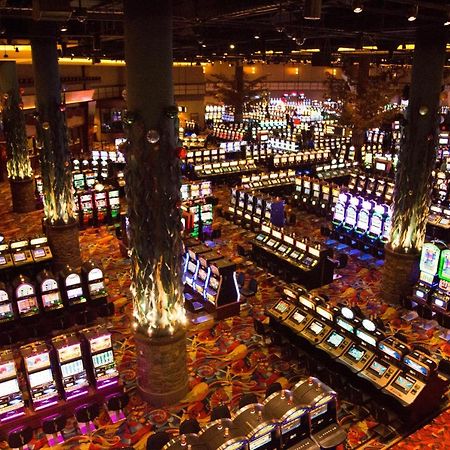 Bally'S Twin River Lincoln Casino & Hotel Kültér fotó